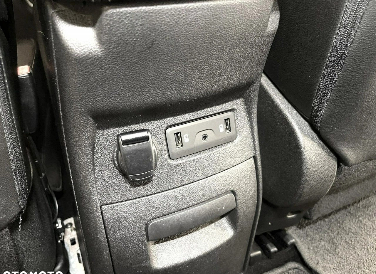 Renault Scenic cena 50200 przebieg: 240000, rok produkcji 2018 z Sopot małe 742